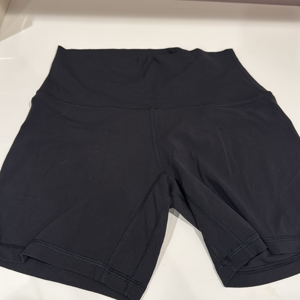 Black Women's Lululemon Biker Shorts 6” - Picture 2 of 4